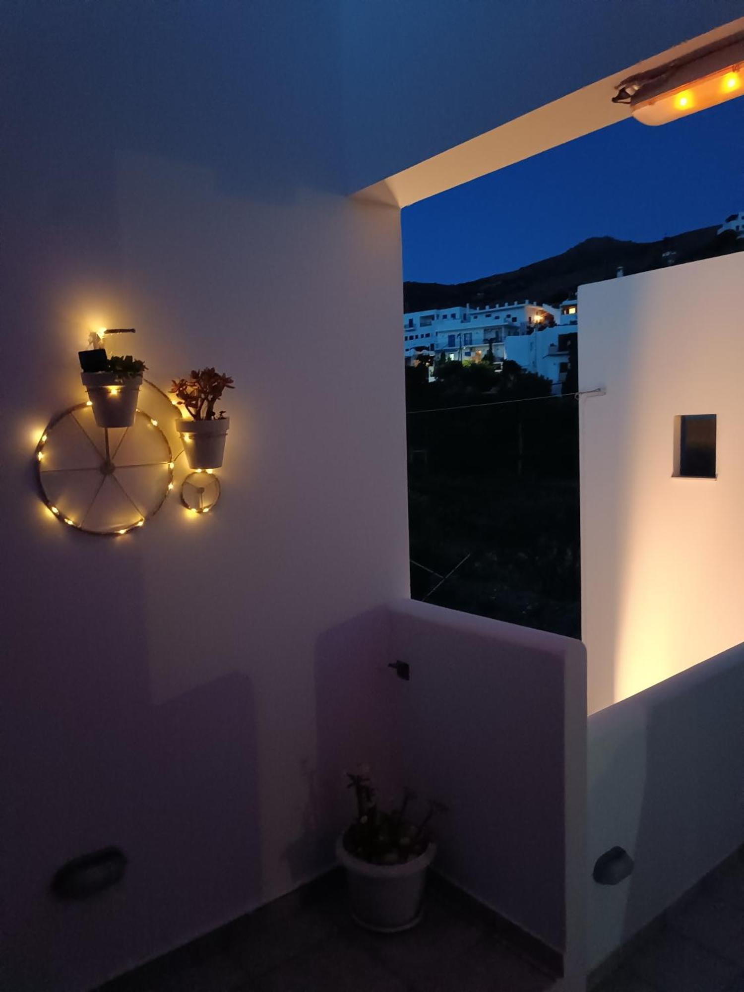 Nissea Studios - πρώην Dora 2 Studios - Μπατσί Εξωτερικό φωτογραφία